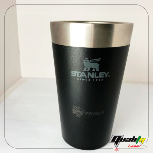 copo-stanley-personalizado-para-empresa